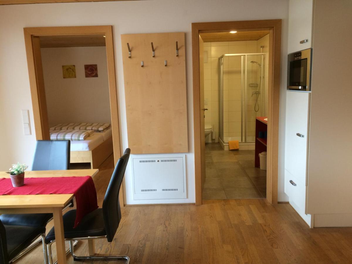 Waeldermetzge Huettenzimmer Und Wohnungen Warth  Exterior photo
